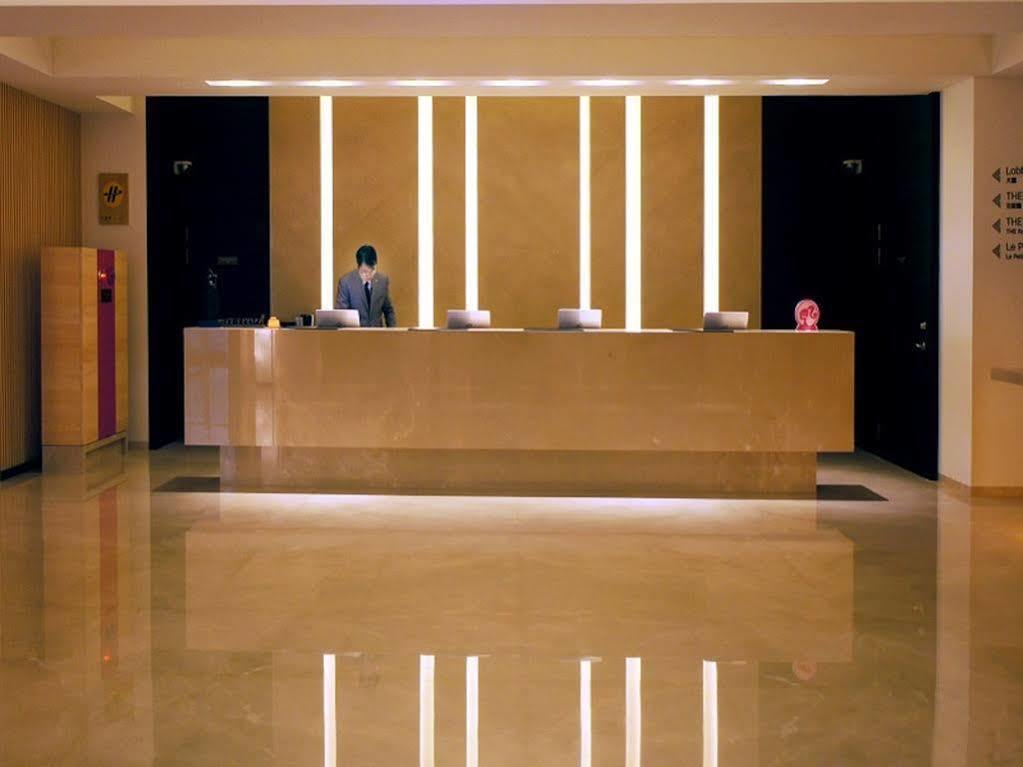 Hotel Cozzi Zhongshan Kaohsiung Eksteriør billede