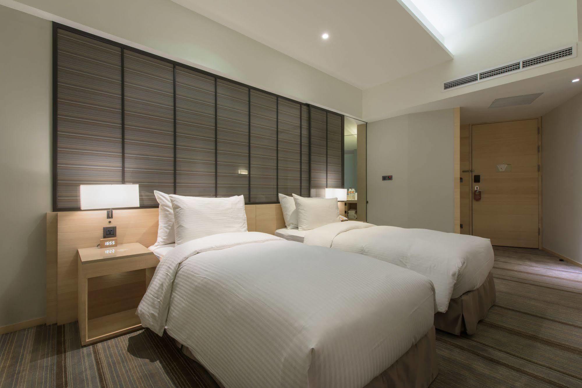 Hotel Cozzi Zhongshan Kaohsiung Eksteriør billede