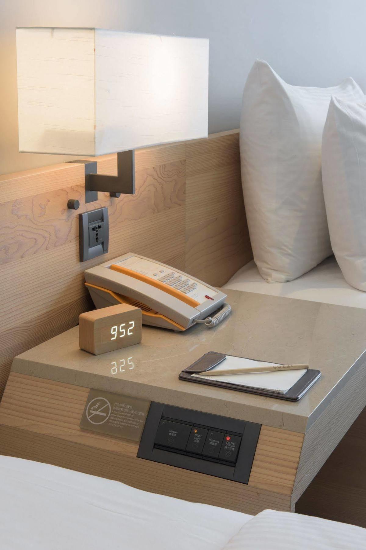 Hotel Cozzi Zhongshan Kaohsiung Eksteriør billede